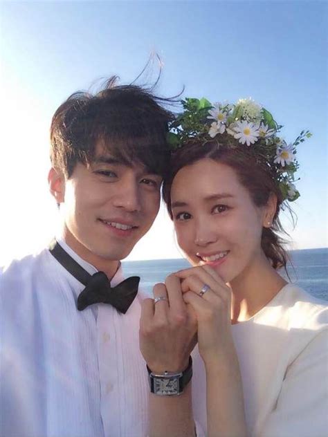 lee dong wook wife